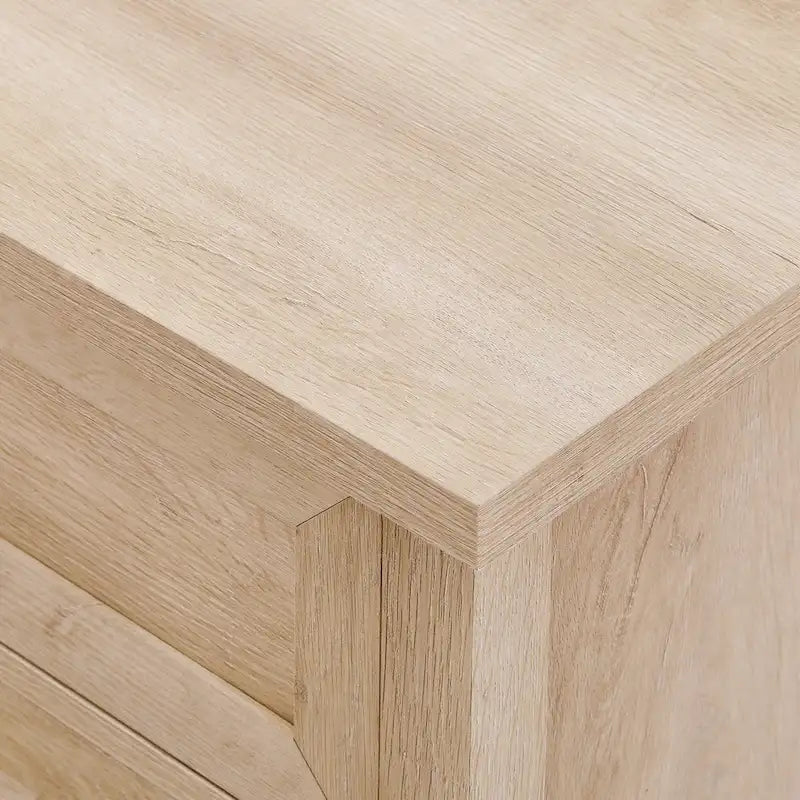 Table de chevet rustique à trois tiroirs