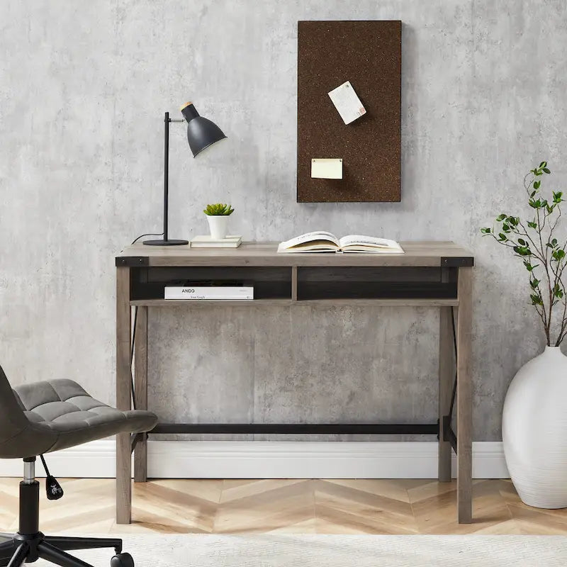 Bureau de style campagnard avec piétement en X en métal