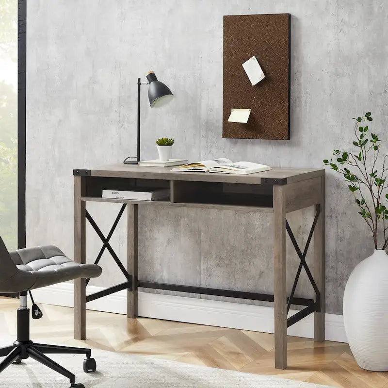 Bureau de style campagnard avec piétement en X en métal