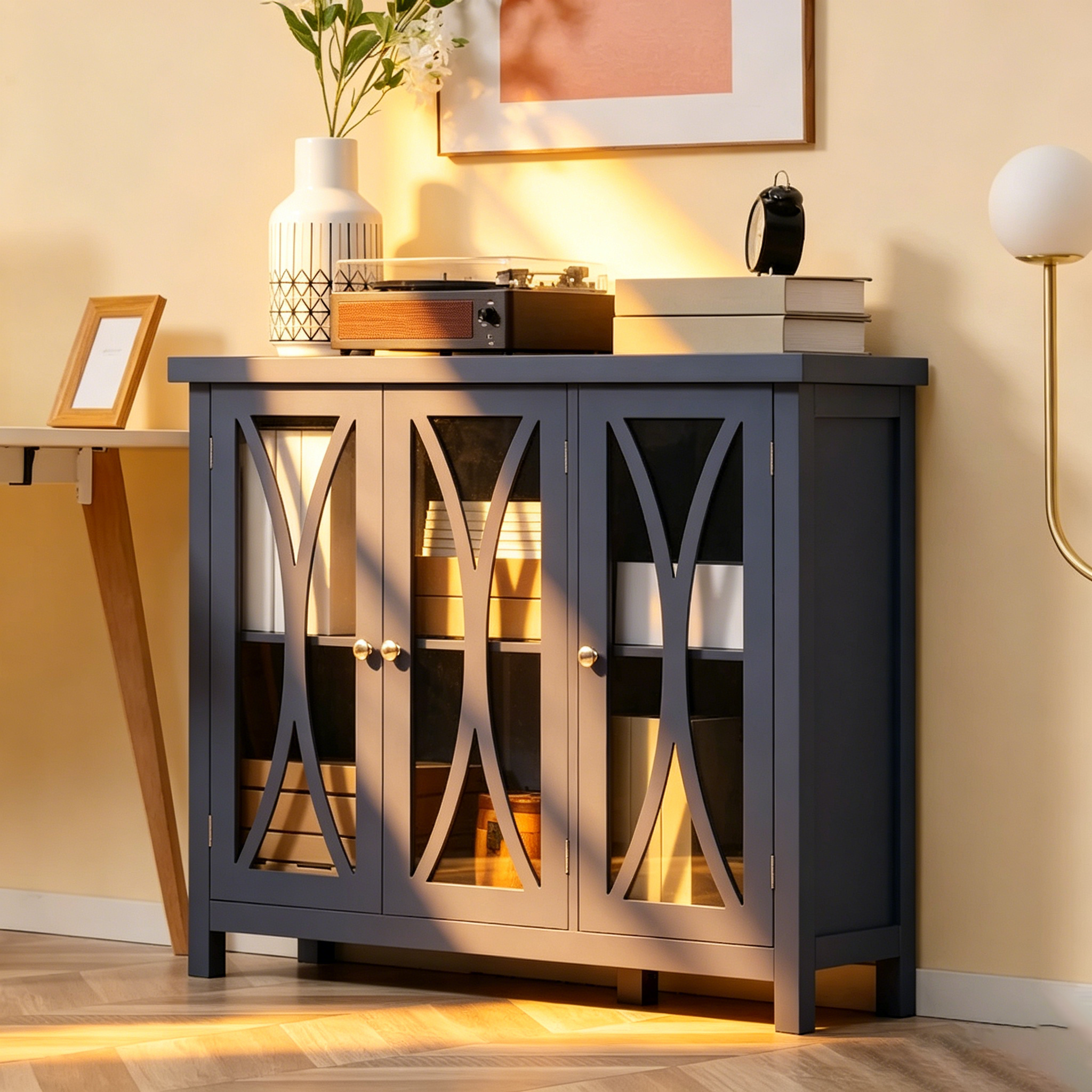 Bahut de cuisine moderne avec meuble de rangement à double porte et portes vitrées