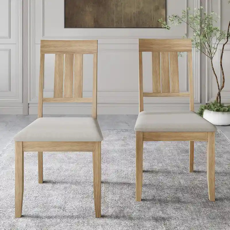 Chaises de salle à manger classiques en bois