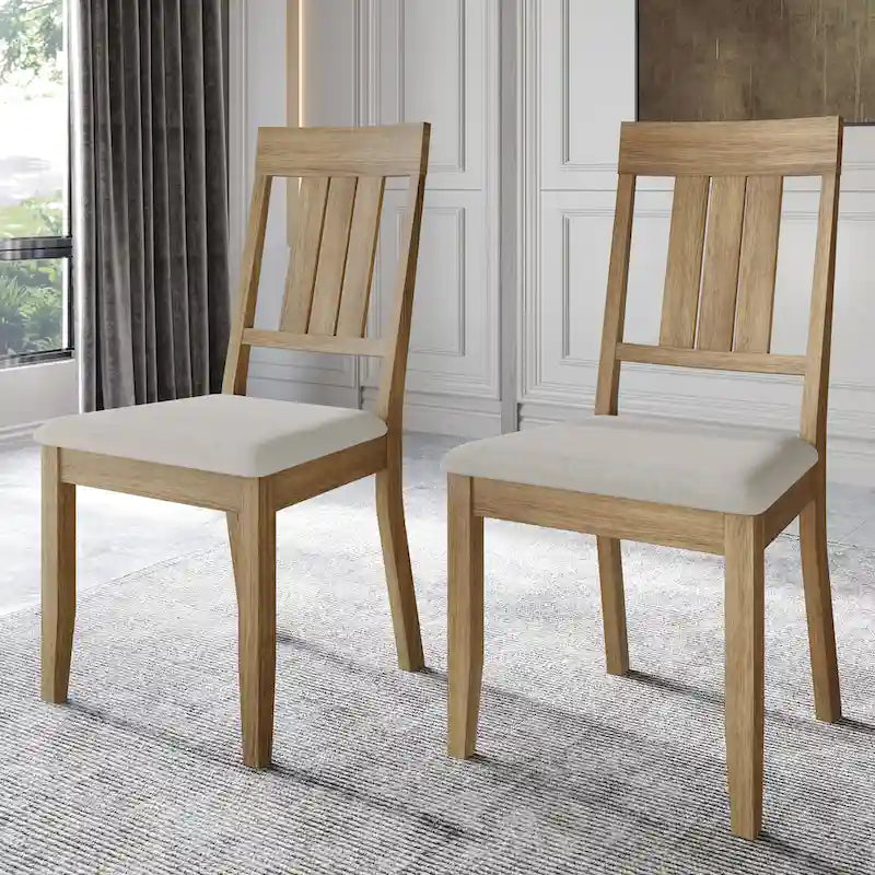 Chaises de salle à manger classiques en bois