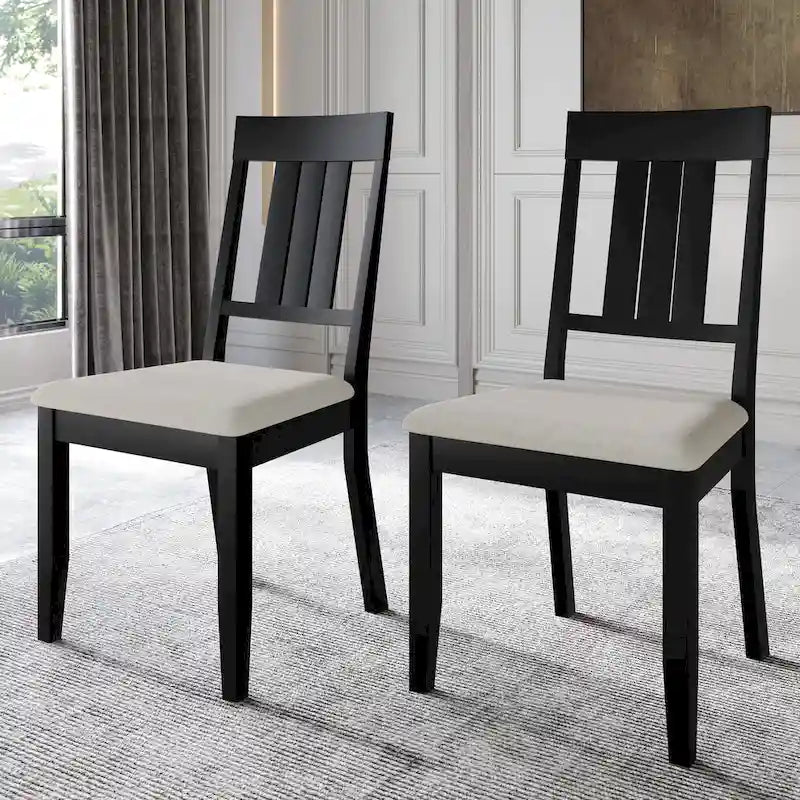 Chaises de salle à manger classiques en bois