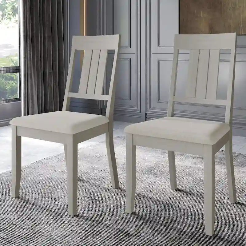Chaises de salle à manger classiques en bois