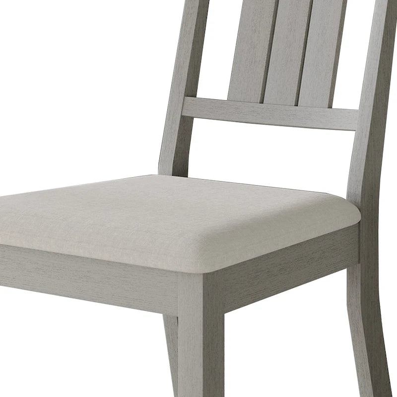 Chaises de salle à manger classiques en bois