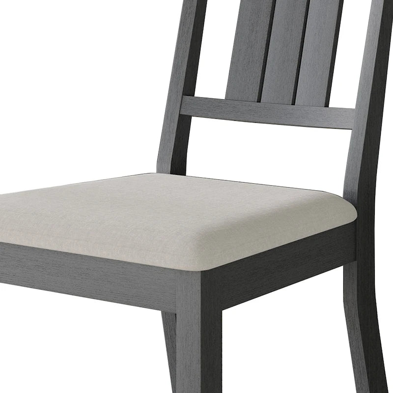 Chaises de salle à manger classiques en bois
