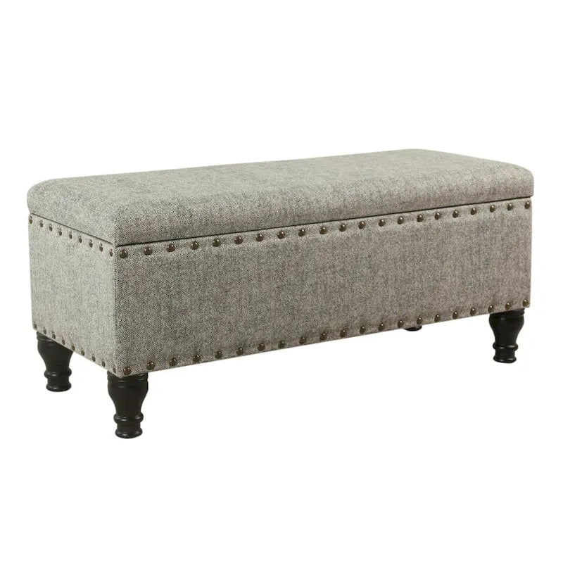 Banc de rangement clouté