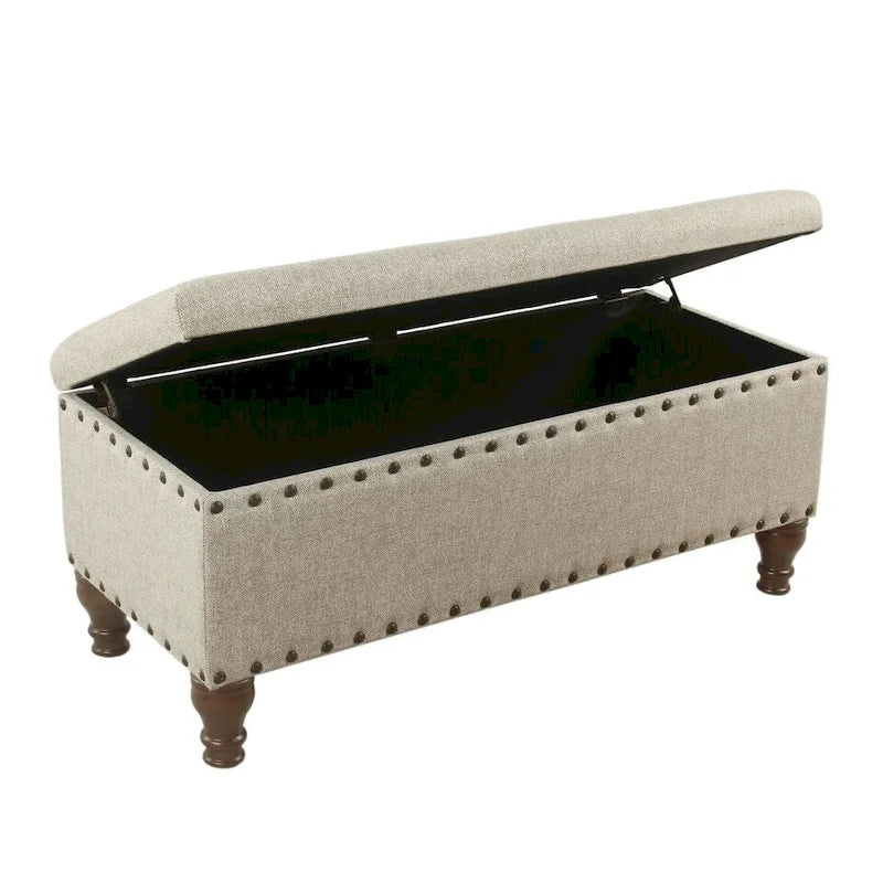 Banc de rangement clouté