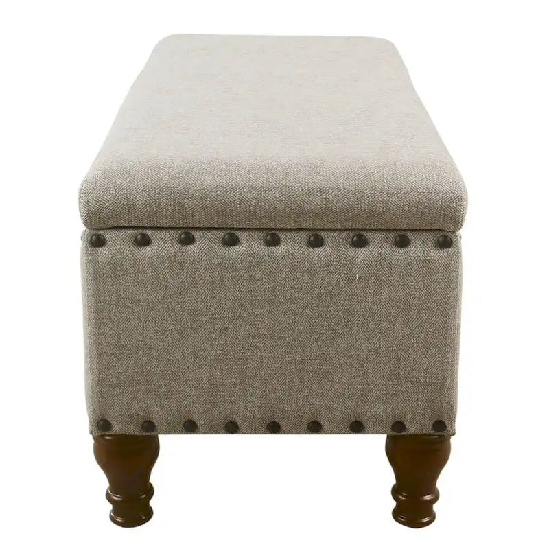 Banc de rangement clouté