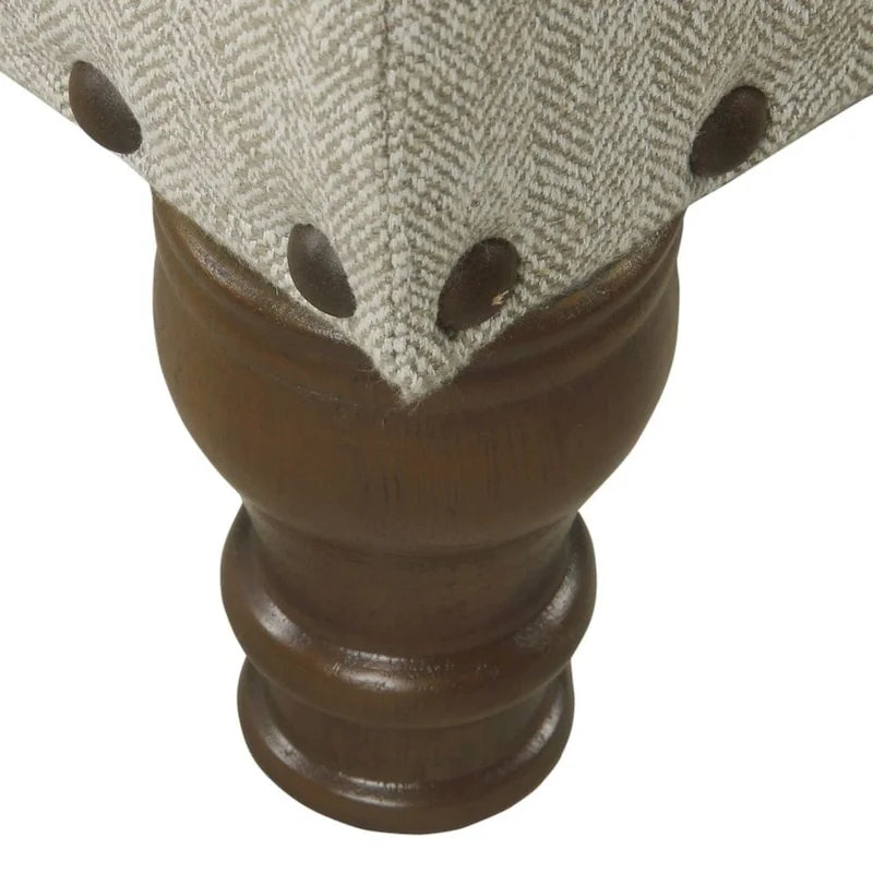 Banc de rangement clouté